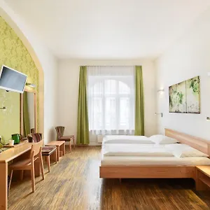 Mocca Hotel Vienne